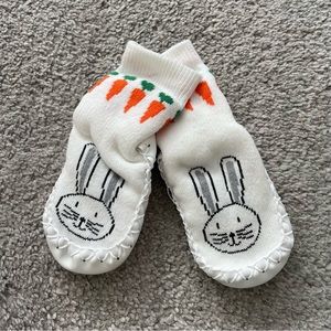 NWT Hanna Andersson Bunny carrot Slipper Moccasins